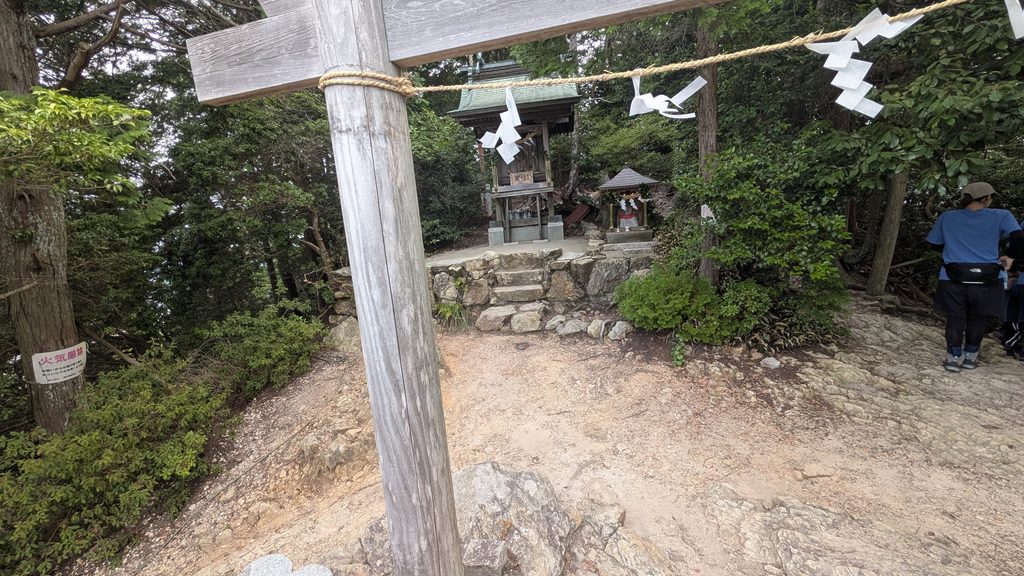 御上神社奥宮の鳥居